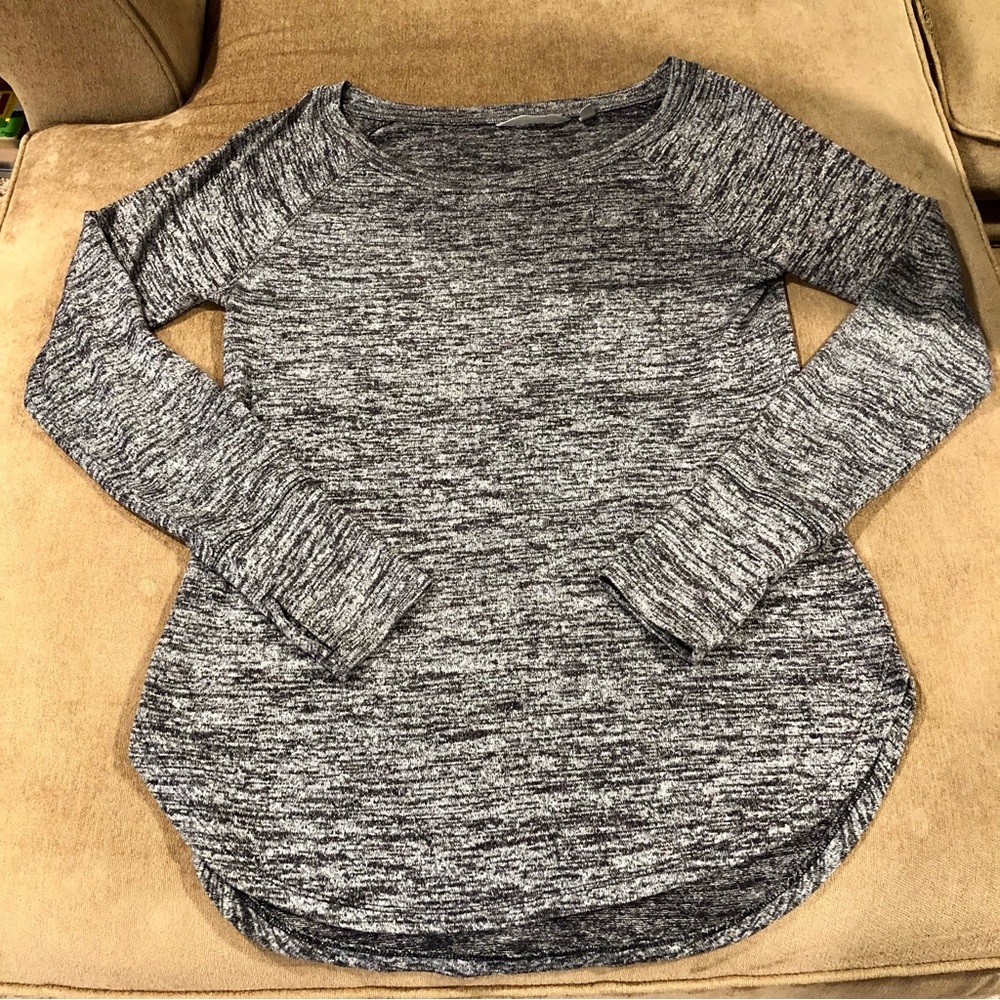 Athleta Heather Black and Gray Luxe Pose Marled Sweater with Thumbholes, XS